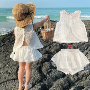 Ensemble été 2025 pour filles – Tenue en dentelle ajourée pour bébé, t-shirt sans manches + short – Vêtements décontractés pour enfants
