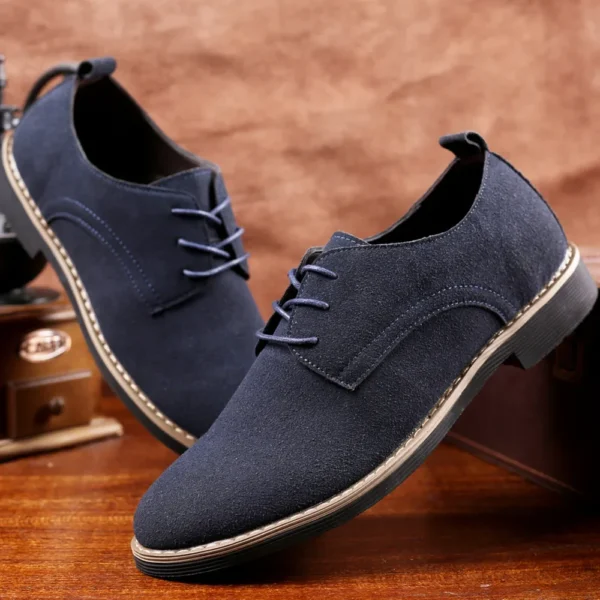 Chaussures homme en cuir suédé – Style Oxford décontracté et classique – Baskets confortables, chaussures habillées à semelle plate, grandes tailles disponibles – Image 2